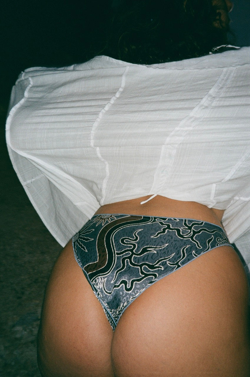 DOLCE ruffled briefs
